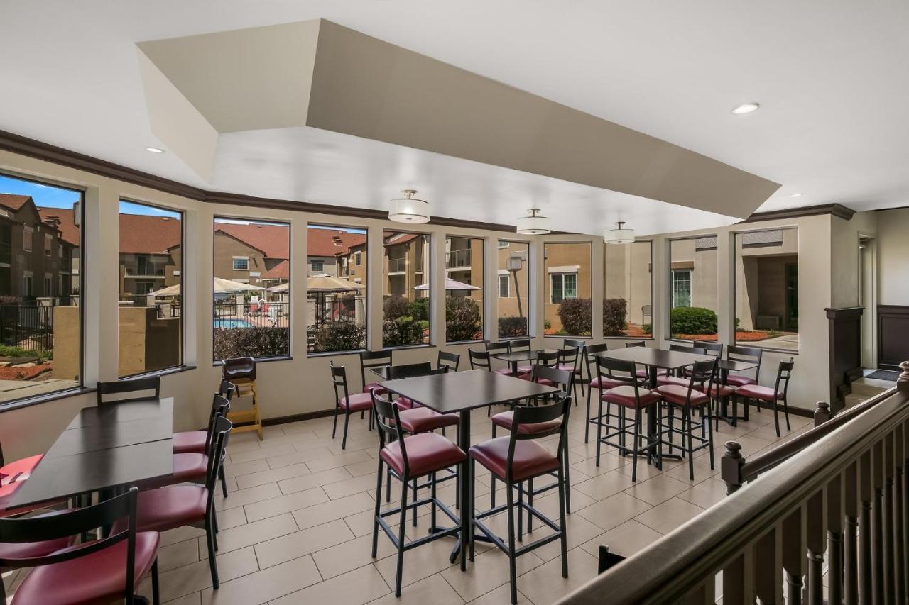 Red Roof Inn Plus+ & Suites Knoxville West - Cedar Bluff Ngoại thất bức ảnh